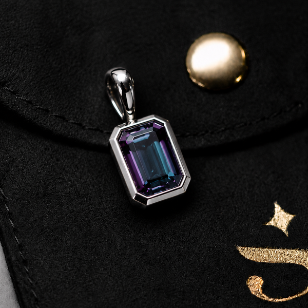 ALEXANDRITE