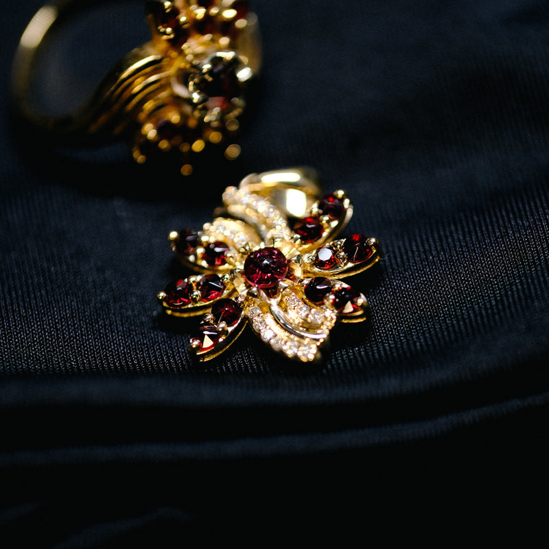Women's custom piece