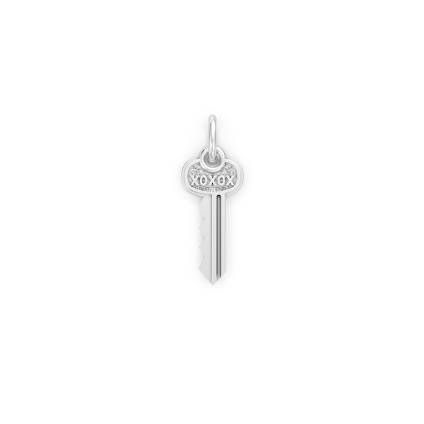 XOXOGoldKeyPendant-WHITE1